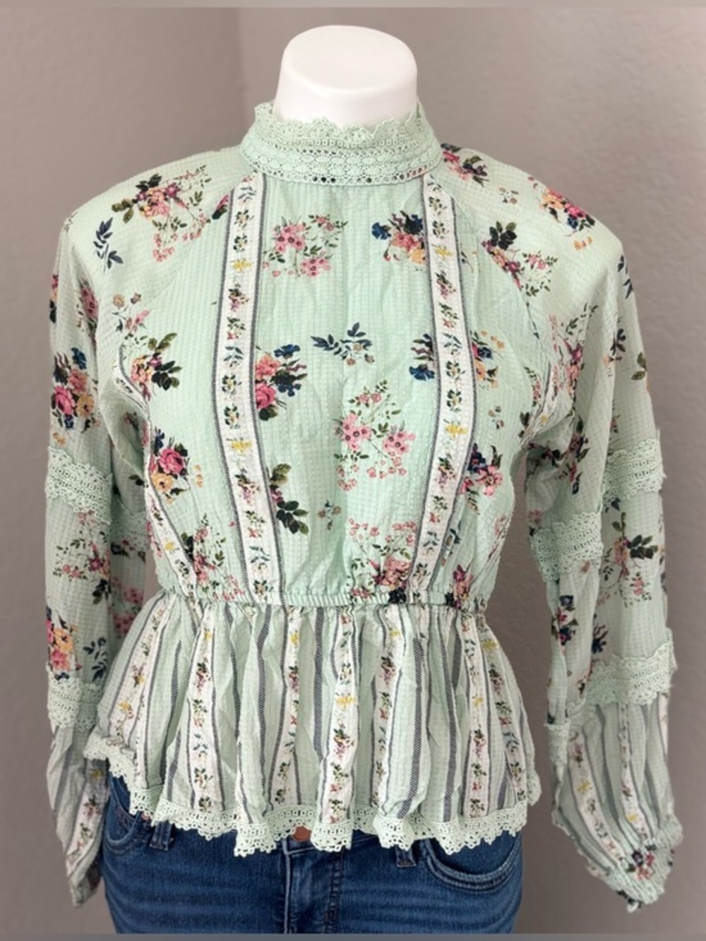 Anthropologie Hemant & Nandita Top Amour Floral Lace Romantic Peplum Cottage‎